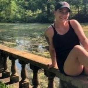 Meet your Posher, Carrie